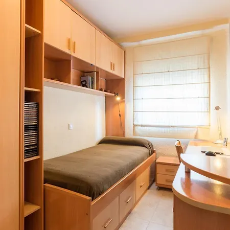 Acogedor Piso, En Casa *